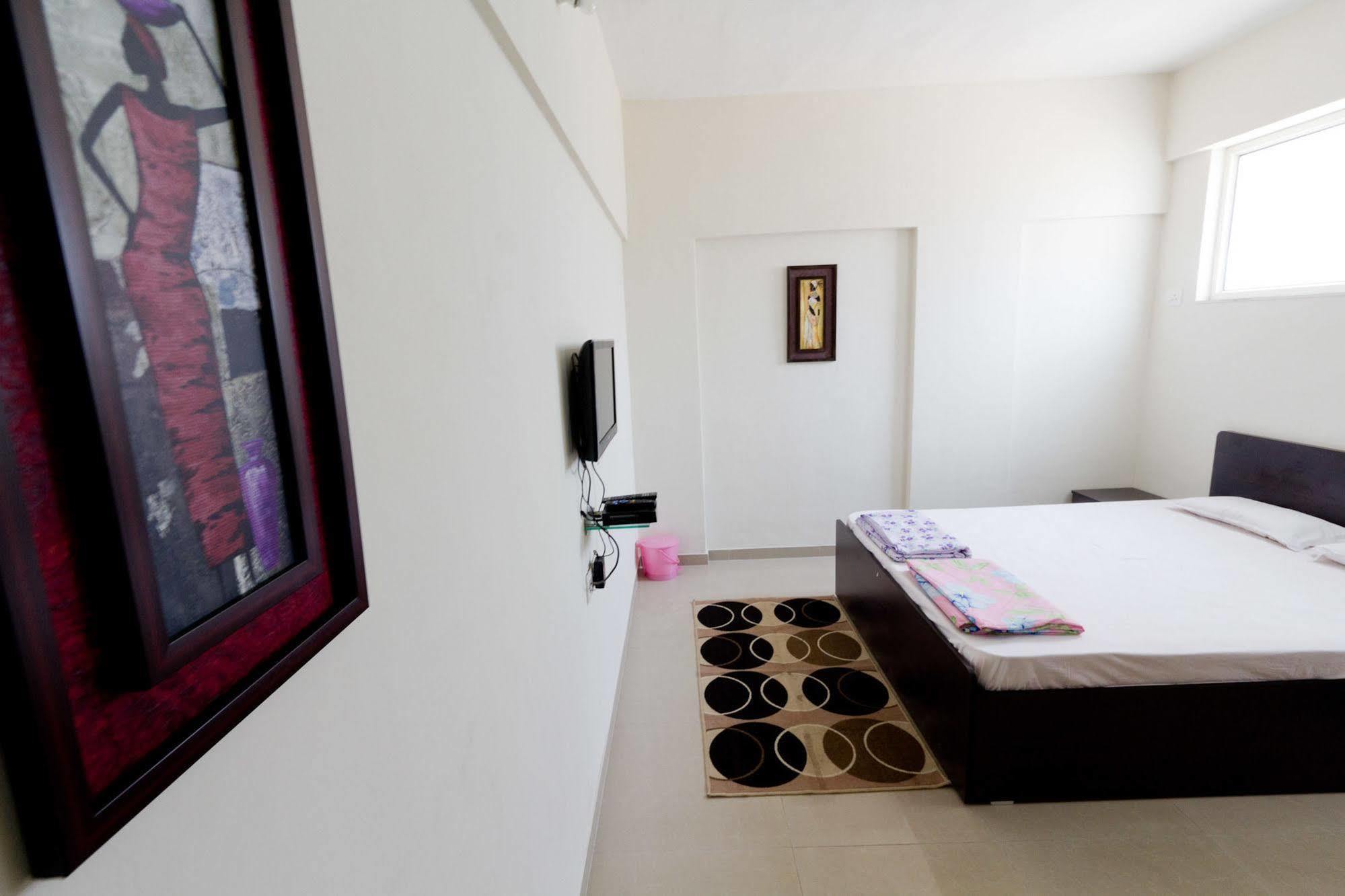 Amigo Serviced Apartments Baner Pune Extérieur photo